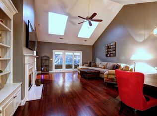 3442 Hurstbourne Ridge Blvd, Louisville, KY 40299