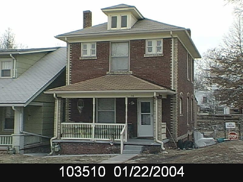 1st image of 218 S 14th St
