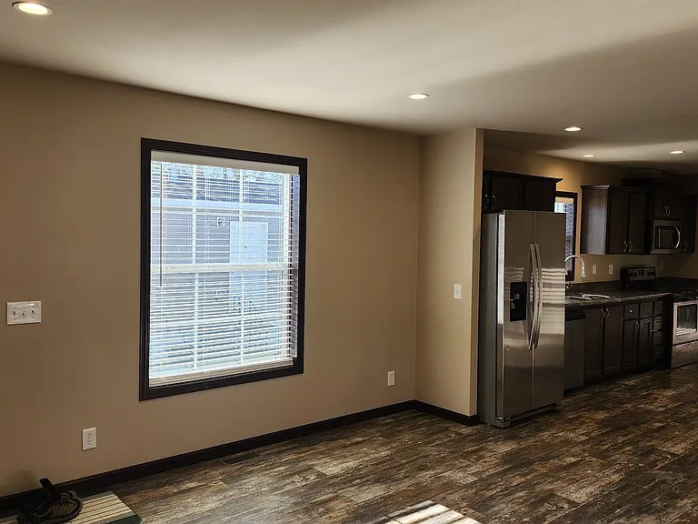 15 Grand Ave S #6 — Photo 1