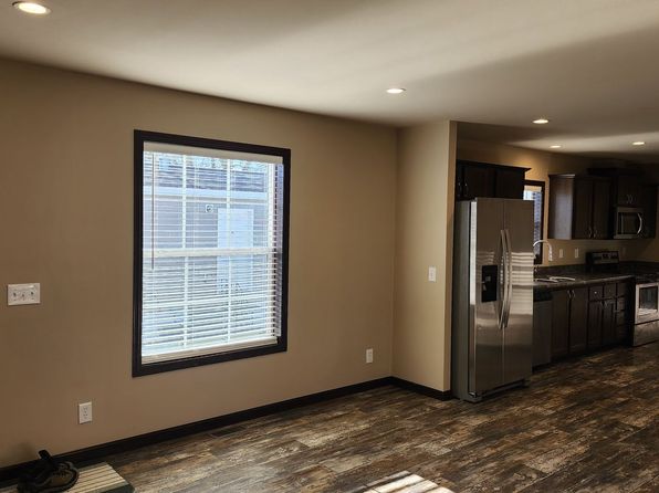 15 Grand Ave S #6