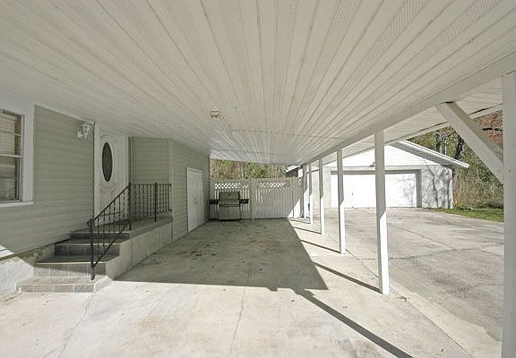 Carport