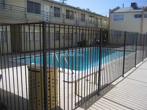 5th image of 521 S Maryland Pkwy #11