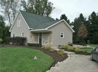 7415 Clear Lake Rd, Imlay City, MI 48444