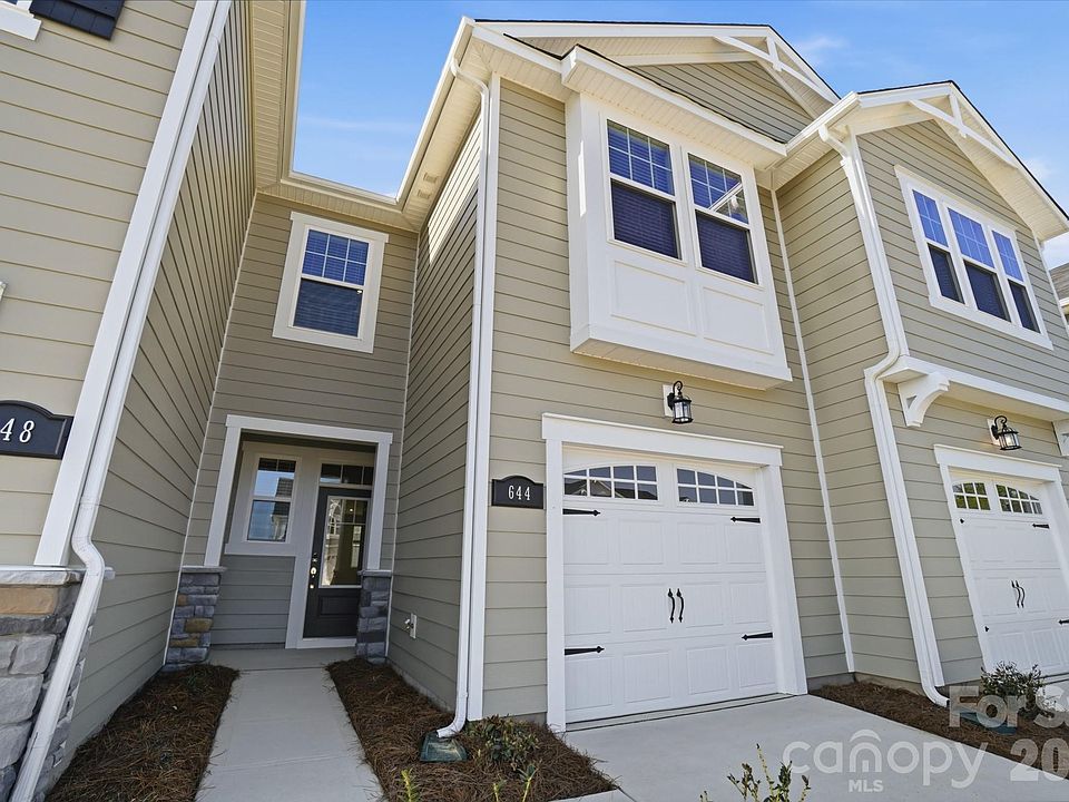 1st image of 340 Laura Elizabeth Ln