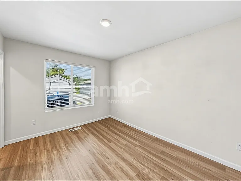 1215 W 17th Ave — Photo 20