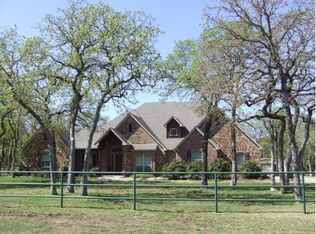 6112 Temple Oaks Ct, Granbury, TX 76049