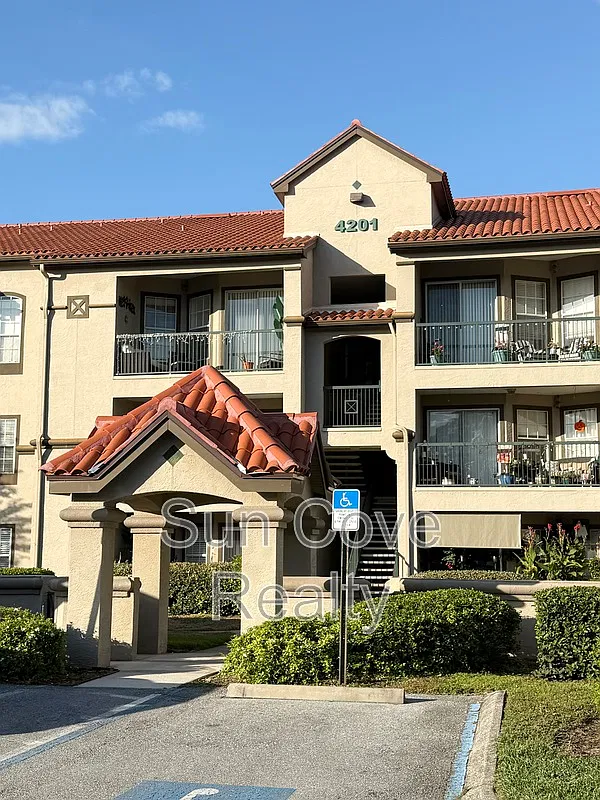 Calusa Trace — Photo 1