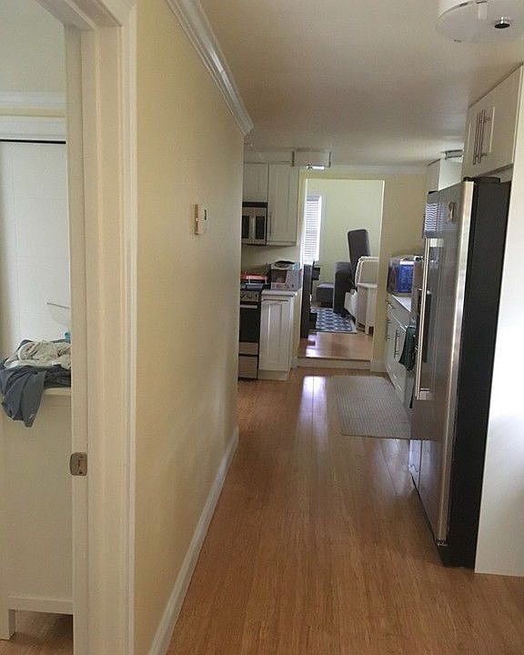 2nd image of 9 Atlantic Ave