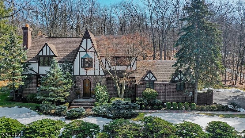 70 Nottingham Dr, Watchung, NJ 07069 | Zillow