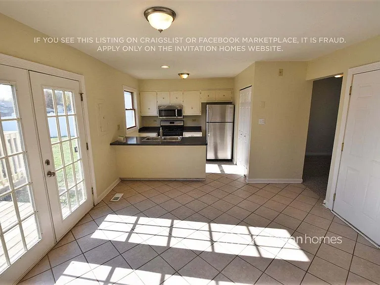 3224 Windsor Ln — Photo 4