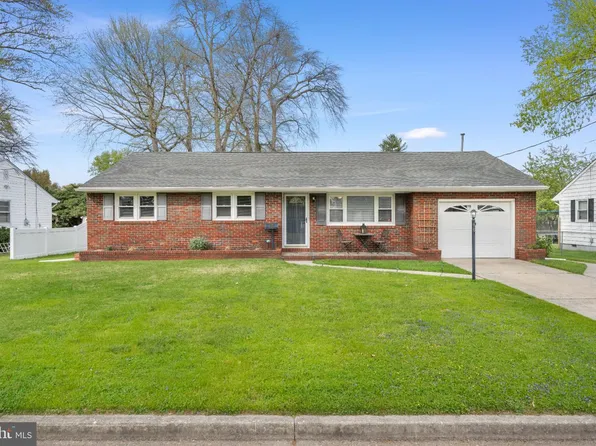 60 Maryland Ave, Pennsville, NJ 08070