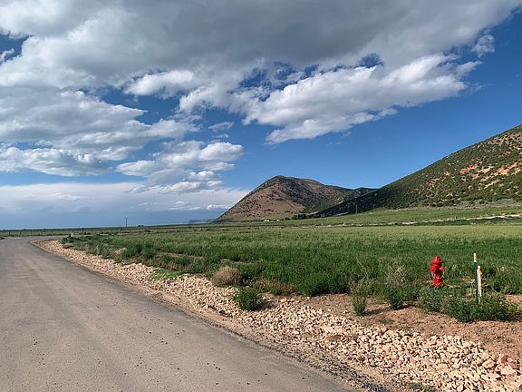 2nd image of 1502 E Eden Ranch Rd