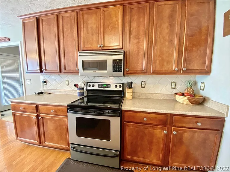 3705 Lockerbie Ct — Photo 26