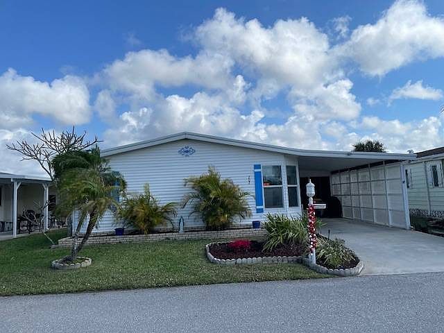 1st image of 202 Fan Palm Ln