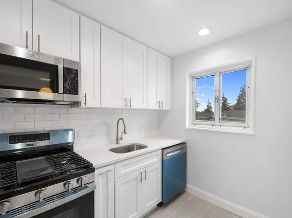 221-26 Manor Road image 7 of 19