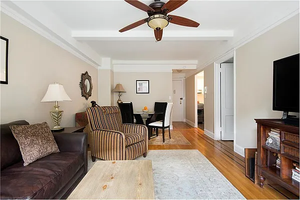 Sold by Real Direct | media 5