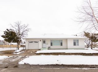 506 Arizona St, Waterloo, IA 50703