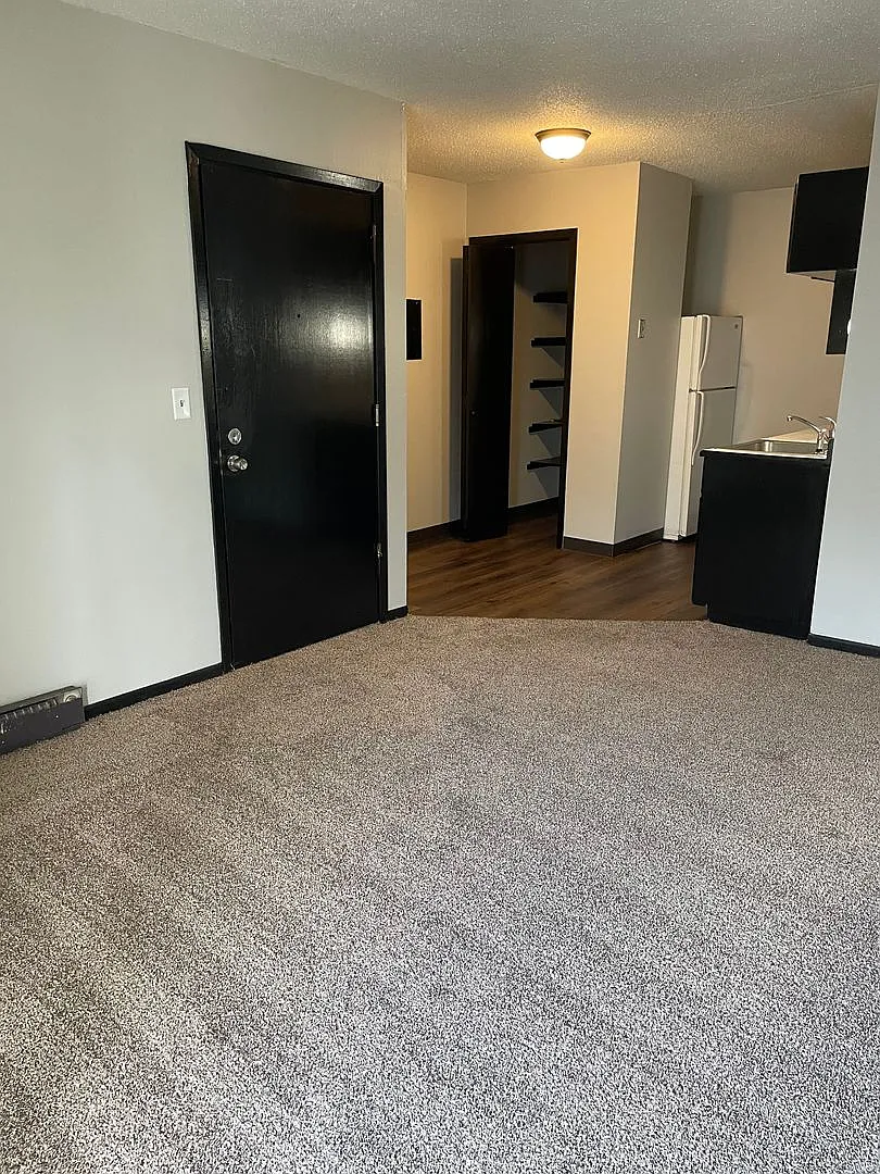1114-1124 Vine Street — Photo 3