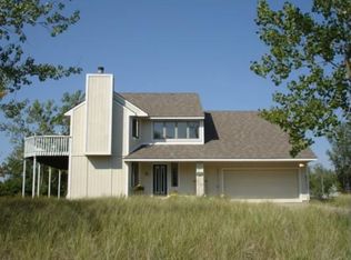 20044 N Shore Dr, Spring Lake, MI 49456