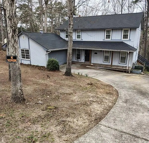 241 Calloway Dr — Photo 6