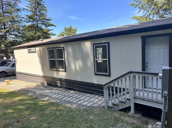 2200 Washington Ave Trailer 1