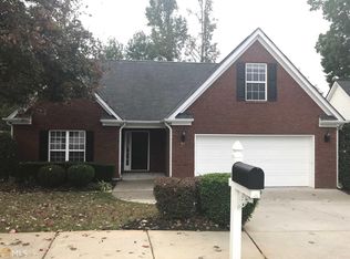 11 Claiborne Trl, Newnan, GA 30263