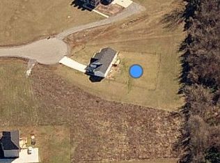 110 Phyllis Ct, Bell Buckle, TN 37020