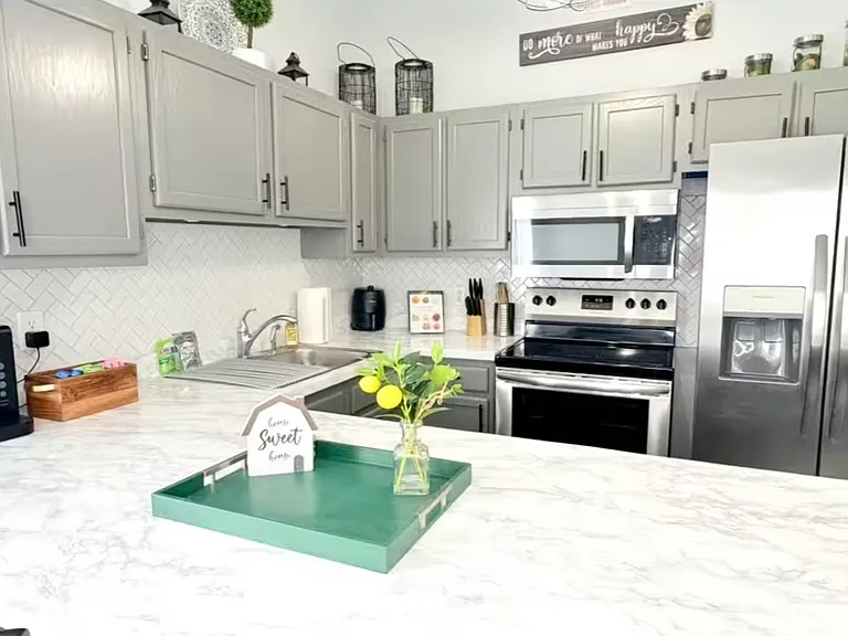 Clover Meadows Dr — Photo 3
