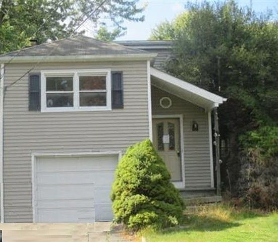 1st image of 2997 Ferncrest Dr