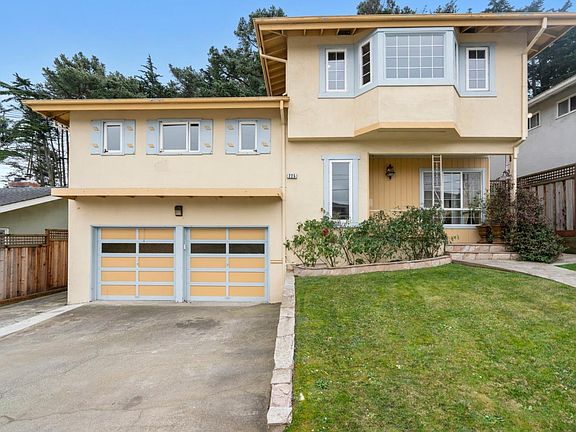 5th image of 225 Cuesta Dr