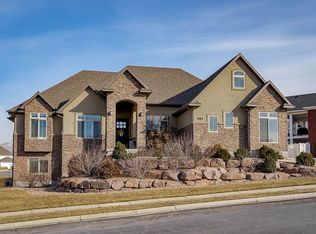 989 Parkway Dr, North Salt Lake, UT 84054