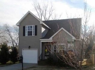 912 N Mallory St, Hampton, VA 23663