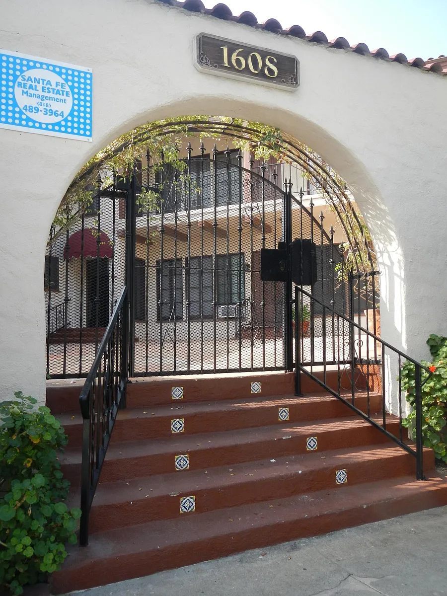 Entrance to Building - 1608 E Broadway #103