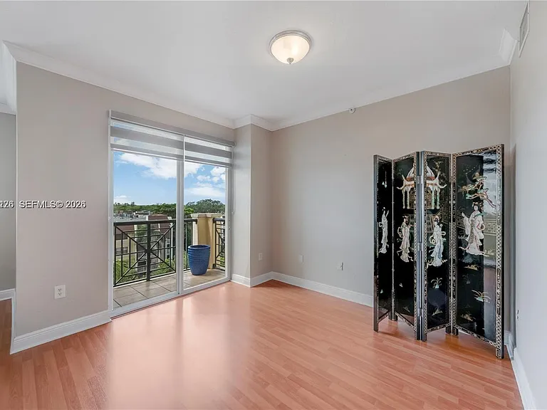 9021 SW 94th St #509 — Photo 5