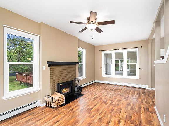 4th image of 309 Maryland St