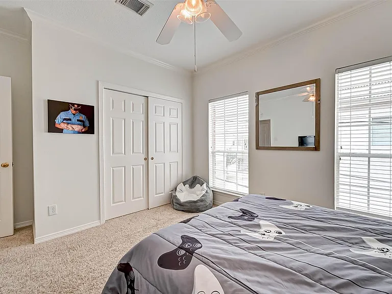 5917 Dolores St #D — Photo 23