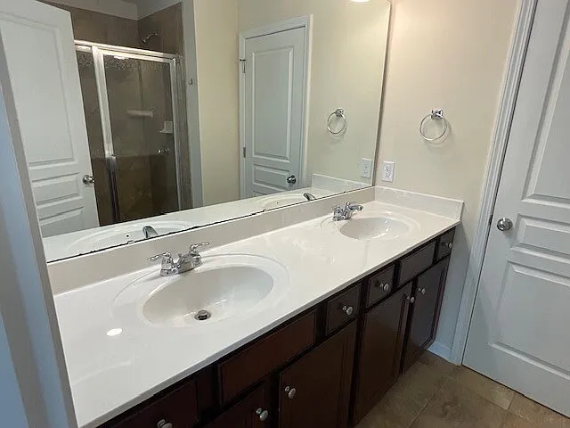 5944 Carrollton Ln — Photo 10
