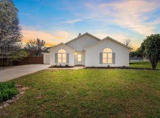 28 Acklen Dr, Simpsonville, SC 29681