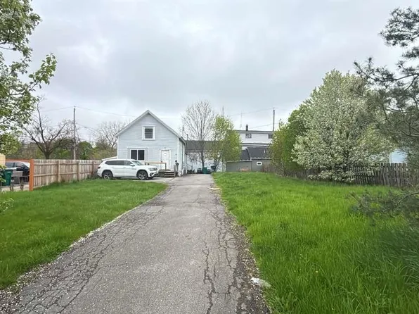 559 Tonawanda St, Buffalo, NY 14207