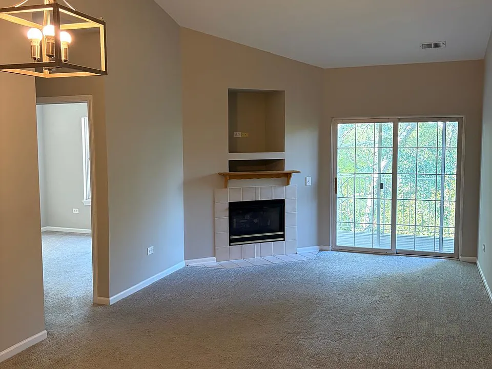 3243 Stratford Ct #3B