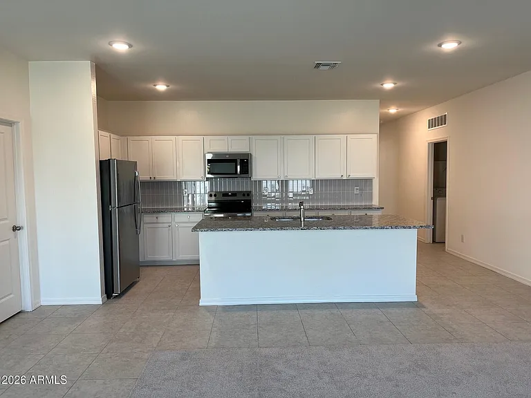 4422 N 100th Dr — Photo 8