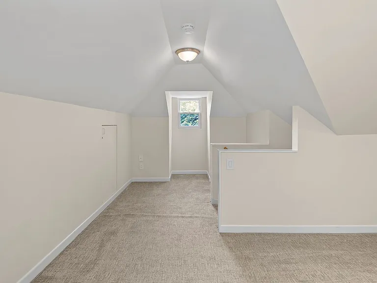 9520 SW Cypress St — Photo 25