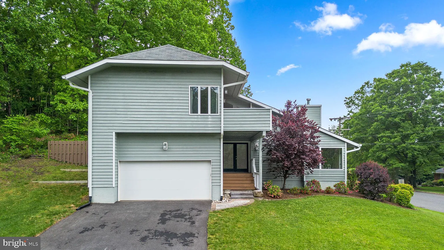 646 Owl Ct photo 1