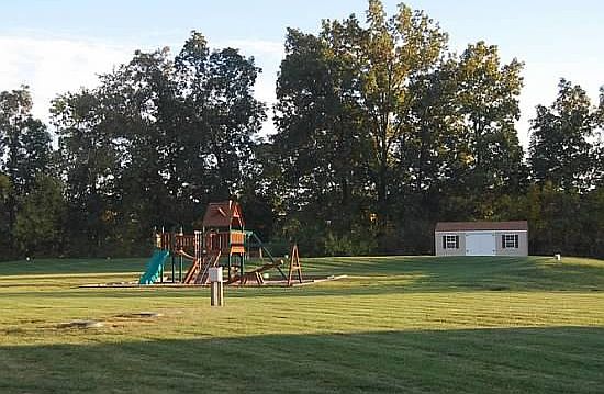 4th image of 7960 Meadow Chase Dr