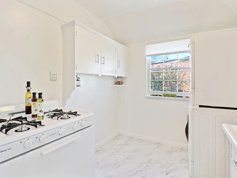 9965 1/2 Durant Dr #1/2 — Photo 7