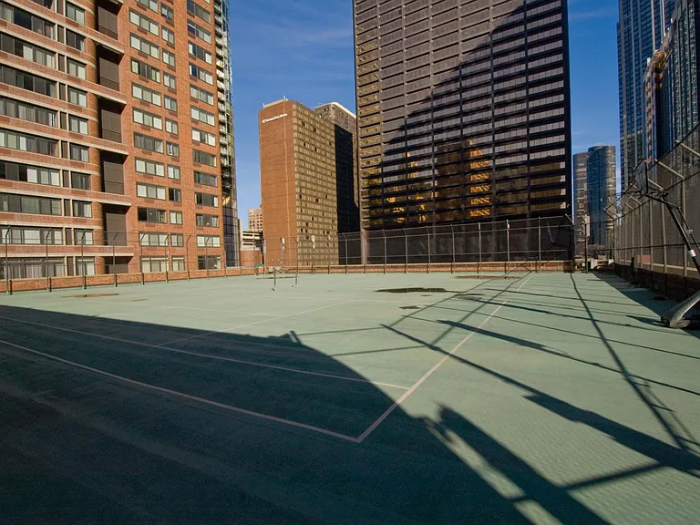 211 E Ohio St #701 — Photo 11