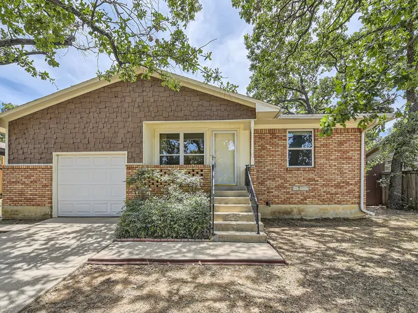 2011 Mercedes Rd, Denton, TX 76205