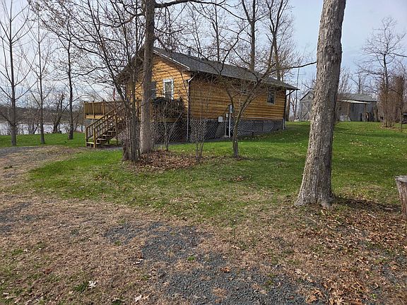 4th image of 1695 White Ash Way #C