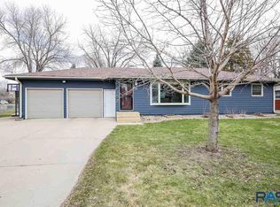 400 S 4th Ave, Sioux Falls, SD 57005