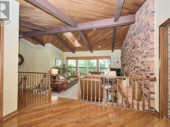 3rd image of 38 Melrose Dr
